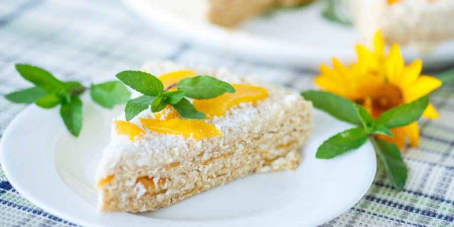 вафельные коржи, вафельный торт, десерт, еда, консервированные персики
