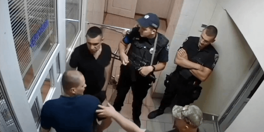 поліція мобілізація, поліція тцк, поліція повістки