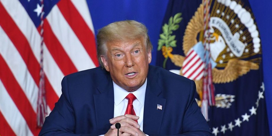 Дональд Трамп, Трамп назвав Путіна божевільним, що сказав Трамп про Путіна, Трамп і Путін, Трамп підтримує Путіна, Трамп критикує Путіна