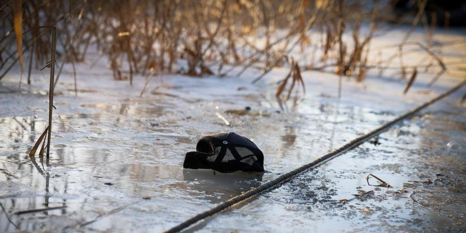 діти провалились під лід