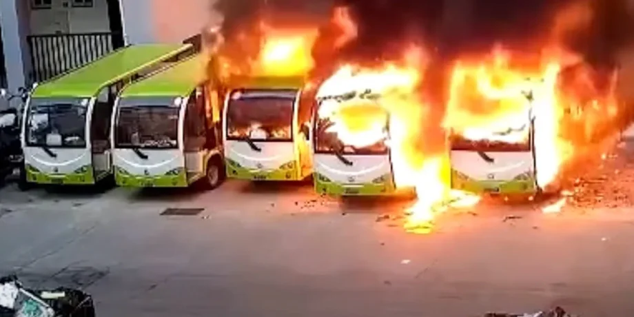 Пожар с электробусом