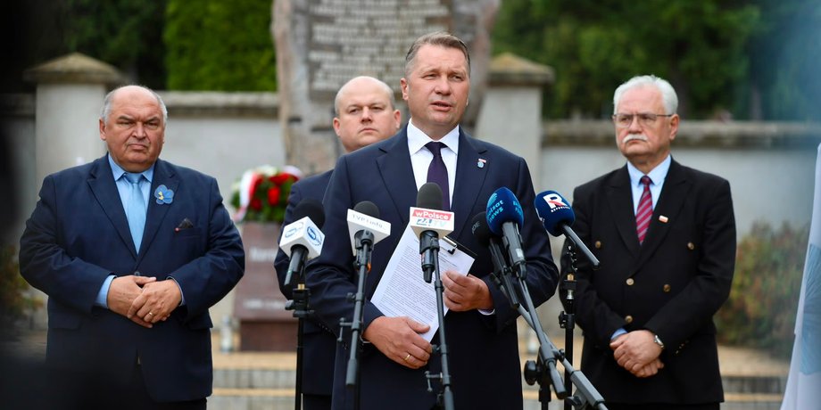 Польша выступает против встулпения Украины в ЕС