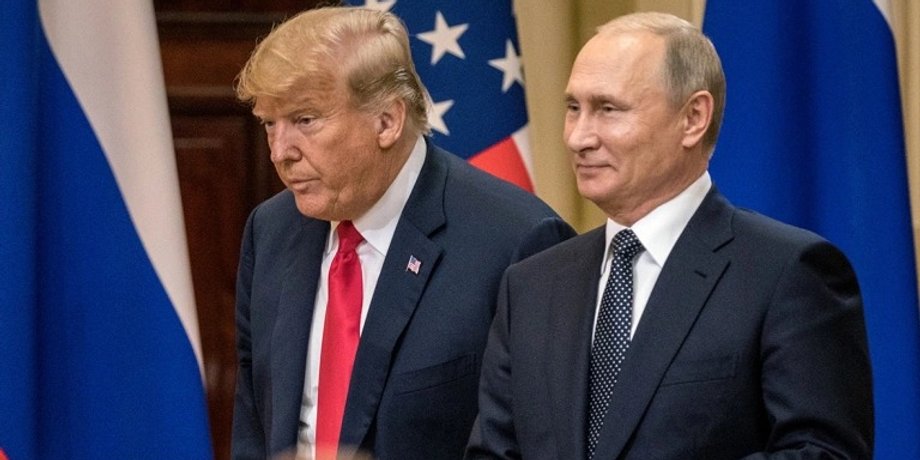 Дональд Трамп надав Україні засоби ППО для захисту від ударів РФ, але водночас він не вірить у здатність українців перемогти РФ, написало Politico
