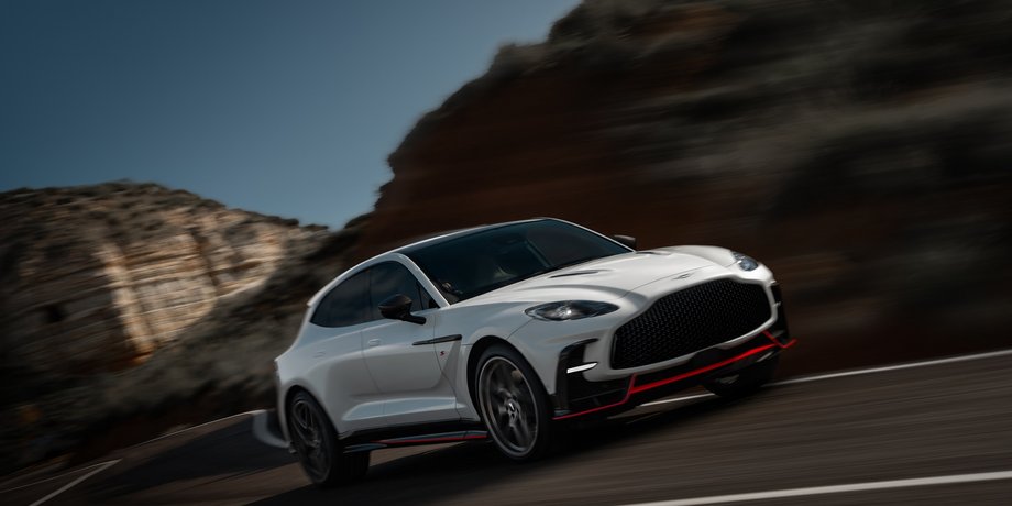 Aston Martin DBX S, Aston Martin DBX, новый Aston Martin DBX, кроссовер Aston Martin, самый мощный кроссовер