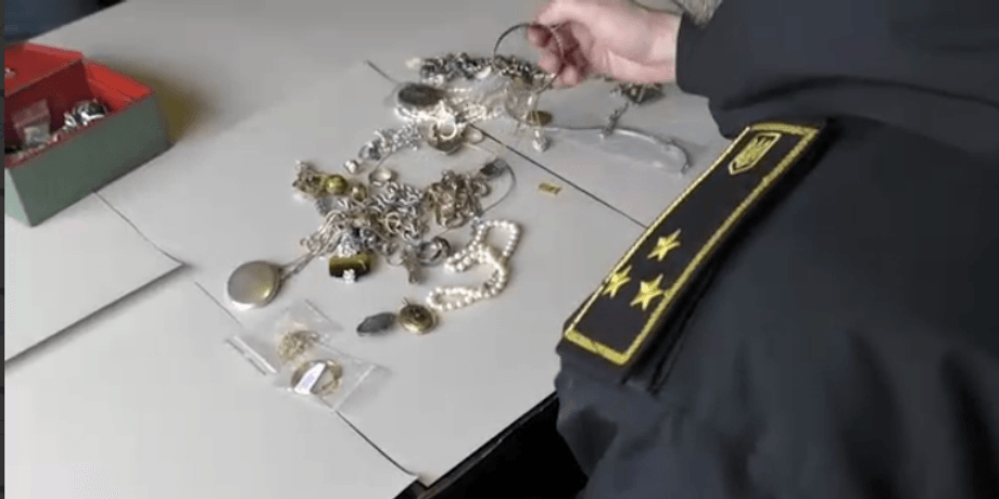 митниця, біжутерія, затримання