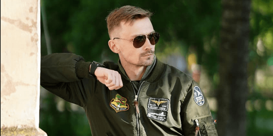 пілот, Денис Василюк
