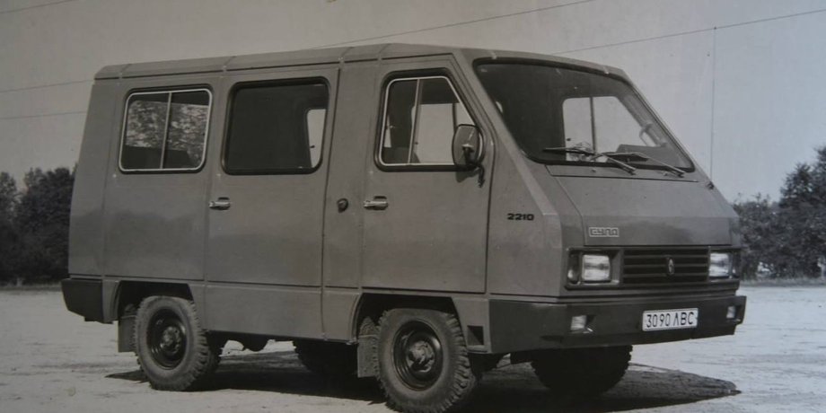 микроавтобус сула, украинский микроавтобус, Сула-2210