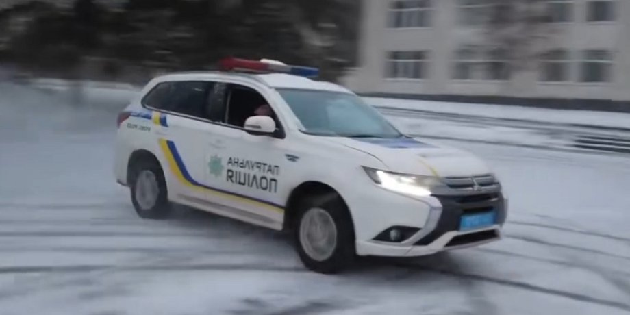 полицейское авто дрифт, полицейские авто, контраварийное вождение