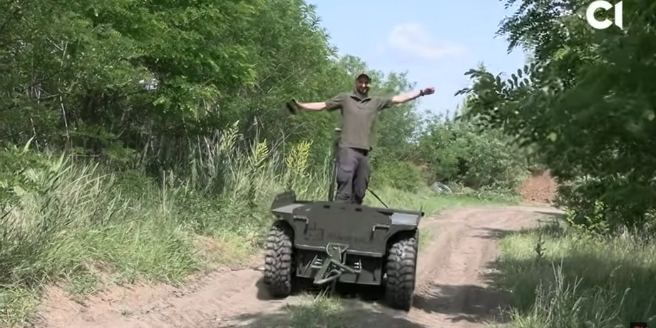 робот, наземный роботизированный комплекс, ВСУ, торецк, эвакуация, раненые, война в украине
