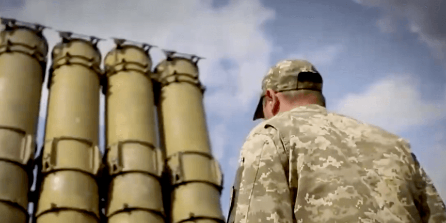 С-300В1, ЗРК С-300В1, комплекс С-300В1, система С-300В1, С-300В1 видео, как выглядит С-300В1, характеристики С-300В1
