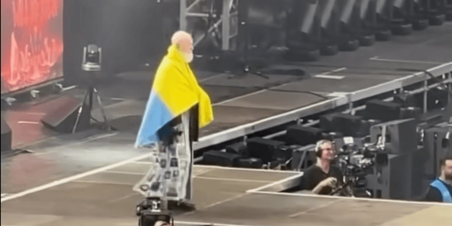 Прапор України на 60-річчі Scorpions