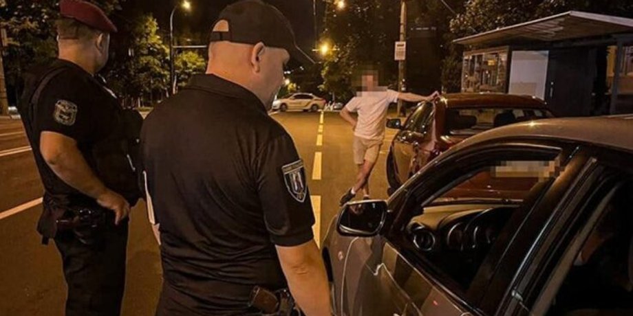 Нарушение комендантского часа, полиция проверка, комендантский час штраф, комендантский час Киев