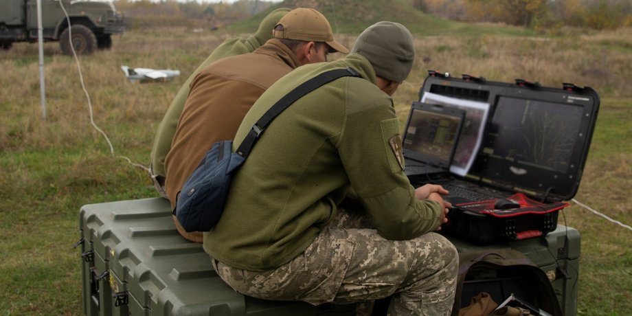 Защищенные ноутбуки для военных, ноутбуки для ВСУ, самые надежные ноутбуки, лучшие надежные ноутбуки, водонепроницаемый ноутбук