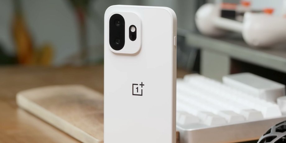 смартфон OnePlus 15T