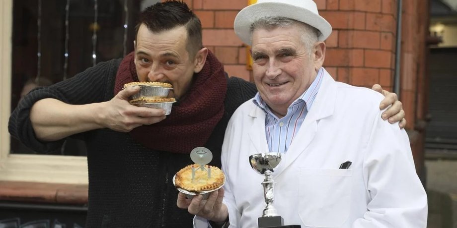 Майкл Чант, пироги, Британия, кубок