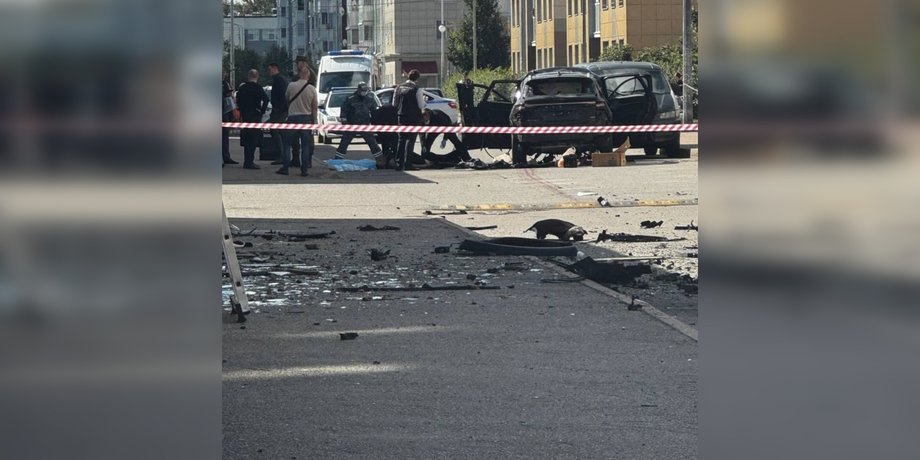 фото с места взрыва автомобиля в Санкт-Петербурге 27 августа
