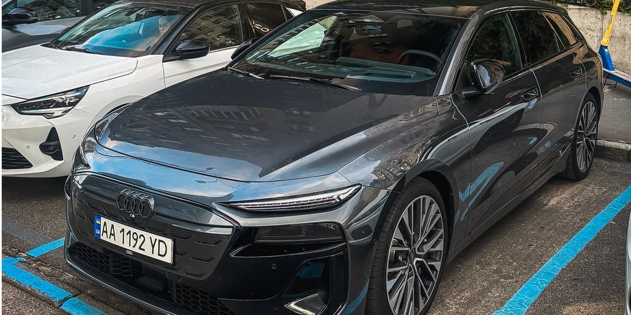 Audi A6 e-tron