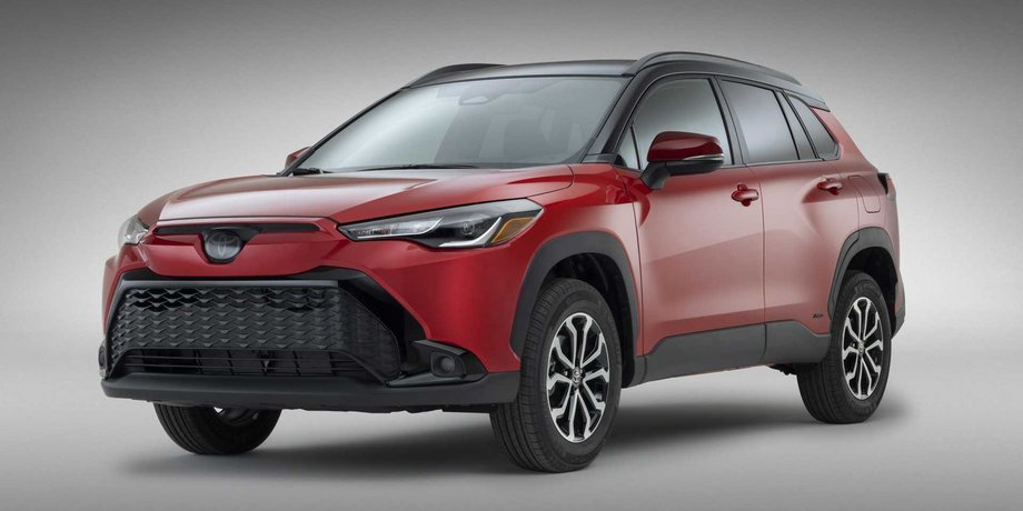Toyota Corolla Cross, Toyota Corolla, кроссовер Toyota Corolla, новая Toyota Corolla Cross, гибрид Toyota Corolla Cross