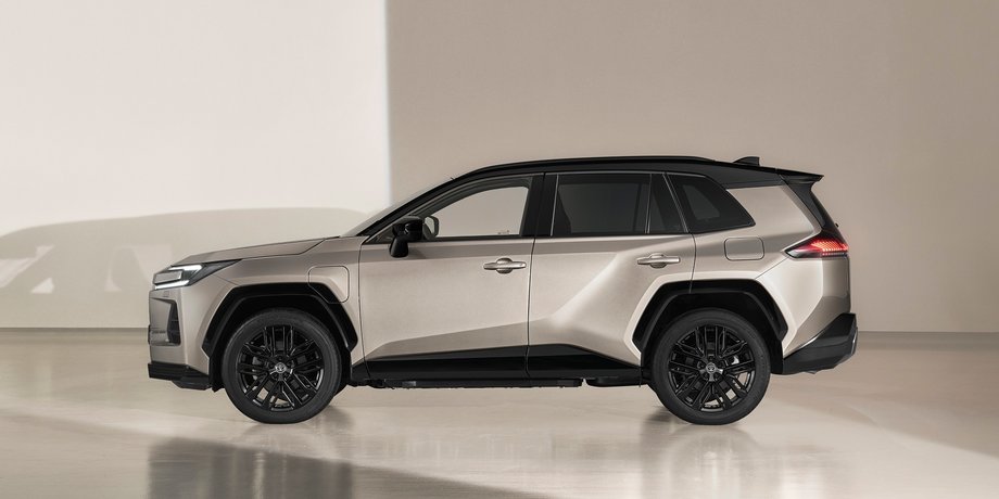 Toyota RAV4, Suzuki Across, новий Suzuki Across, кросовер Suzuki