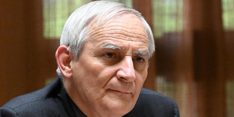 кардинал, Маттео Дзуппи, посланник Папы