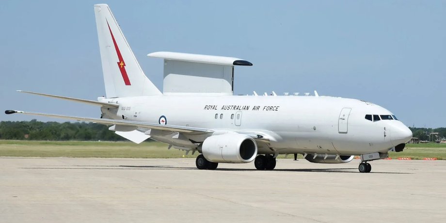самолет разведчик E-7A