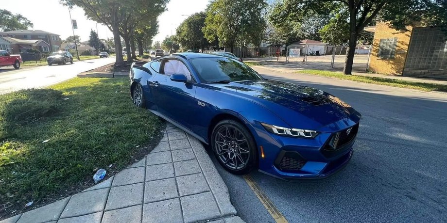 розбитий форд мустанг 2024, Ford Mustang, новий Ford Mustang, Ford Mustang 2024