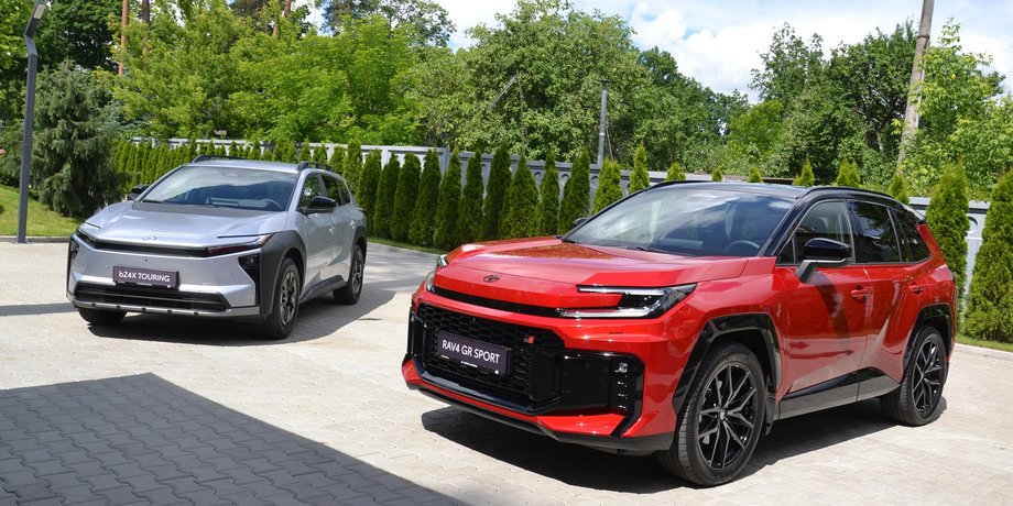 новые кроссоверы Toyota