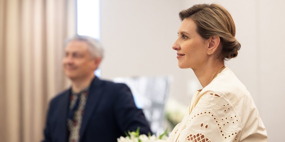 елена зеленская, образ елены зеленской, стиль елены зеленской, наряды елены зеленской, елена зеленская вышиванка, елена зеленская южная корея
