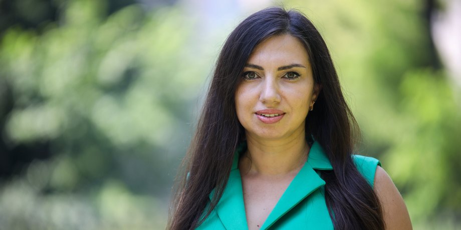 Любов Шпак, Дмитро Разумков, Розумна політика, МФО, Слуга народу