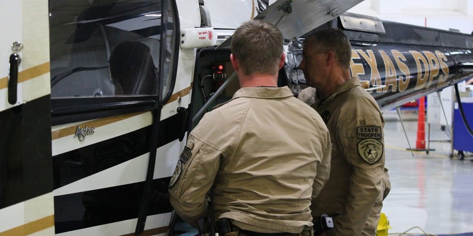 Военные США устанавливают ACUS на вертолет