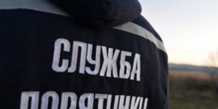 спасатели сняли с третьего этажа одесситку, пытавшуюся залезть к соседям