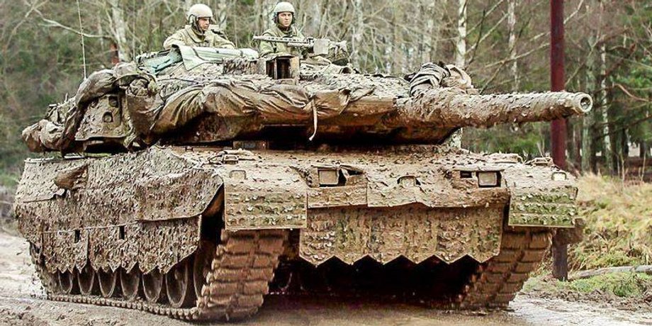 танк Stridsvagn 122