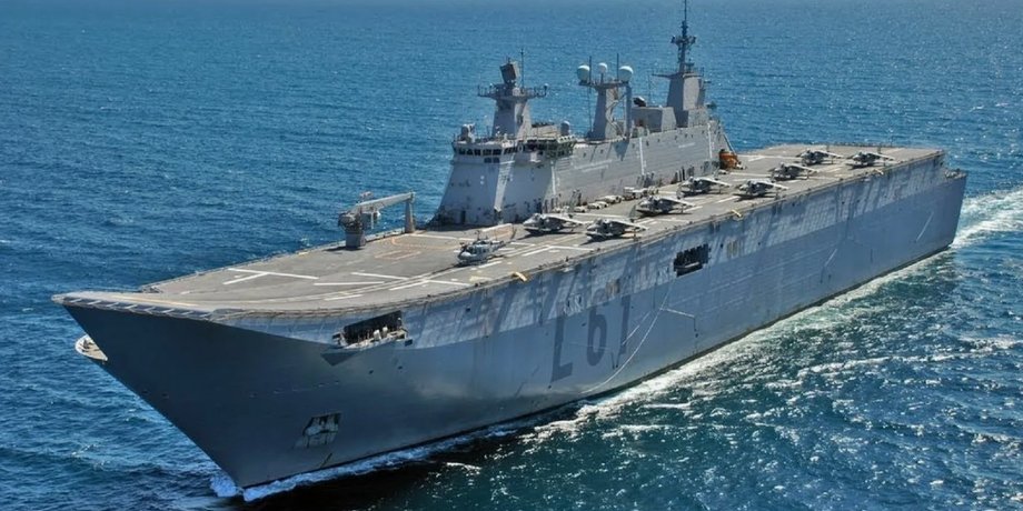 Турецький авіаносець TCG Anadolu