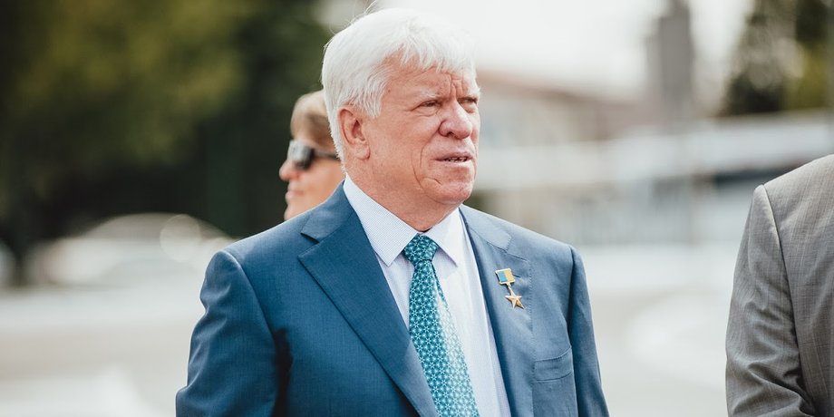 вадатурський олексій, герой україни, нібулон
