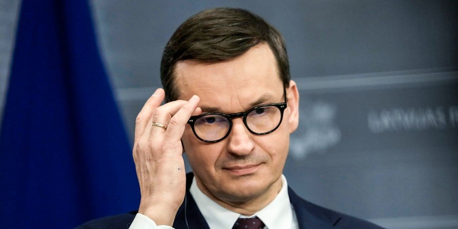 Польша и дальше будет изымать здания у посольства РФ
