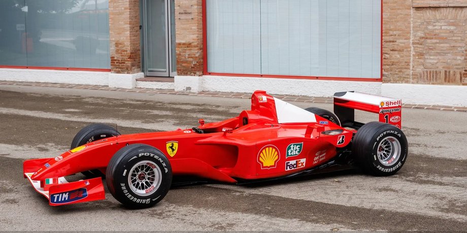 Ferrari F2001, болид Ferrari, болид Формулы-1, Михаэль Шумахер, авто Шумахера, Авто Михаэля Шумахера