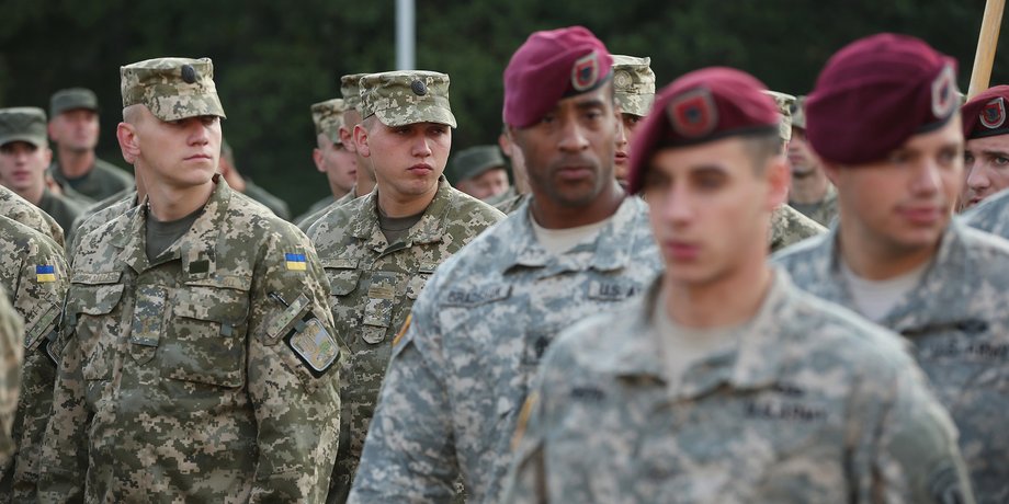 международные военные учения, военные США и Украины, Базы НАТО, иностранные военные Украина, иностранные войска на войне в Украине, миротворческая миссия НАТО в Украине,