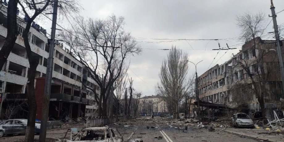 Маріуполь обстріли окупанти вторгнення евакуація гуманітарний коридор