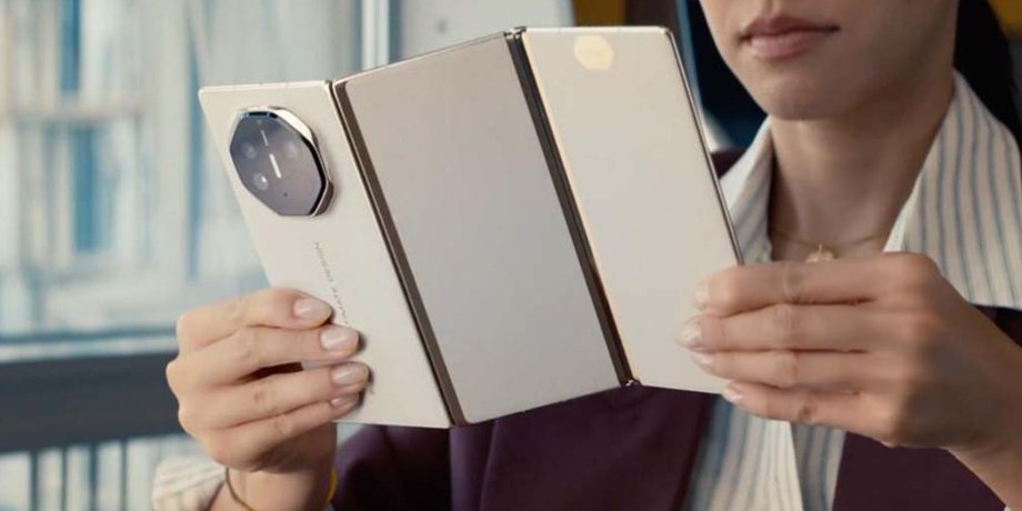 Huawei Mate XTs Ultimate Design складные смартфоны 2025