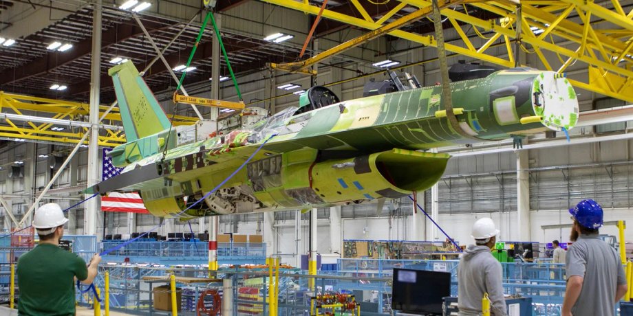 виробництво F-16