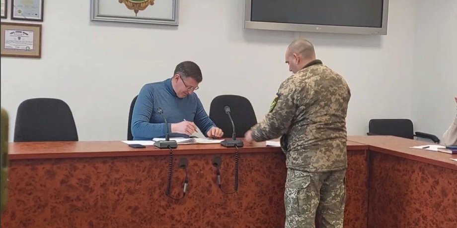 Повестка бровары мэр Игорь Сапожко военкомат мобилизация исполком