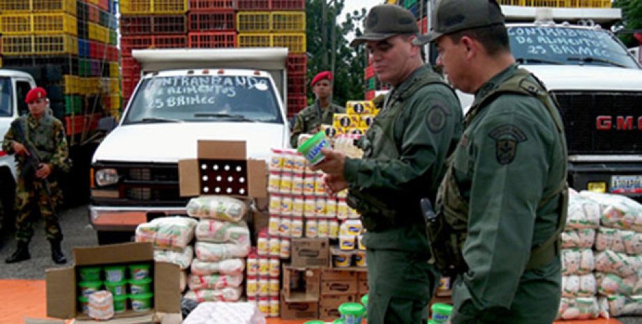 Контроль за продовольственными запасами Венесуэлы передан военным / Фото: Reuters
