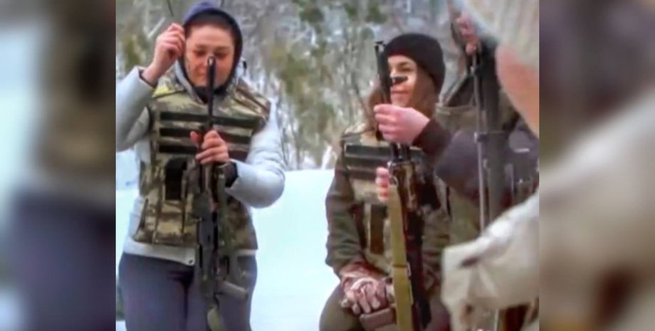 українки, мобілізація, війна РФ проти України, тренінги, володіння зброєю