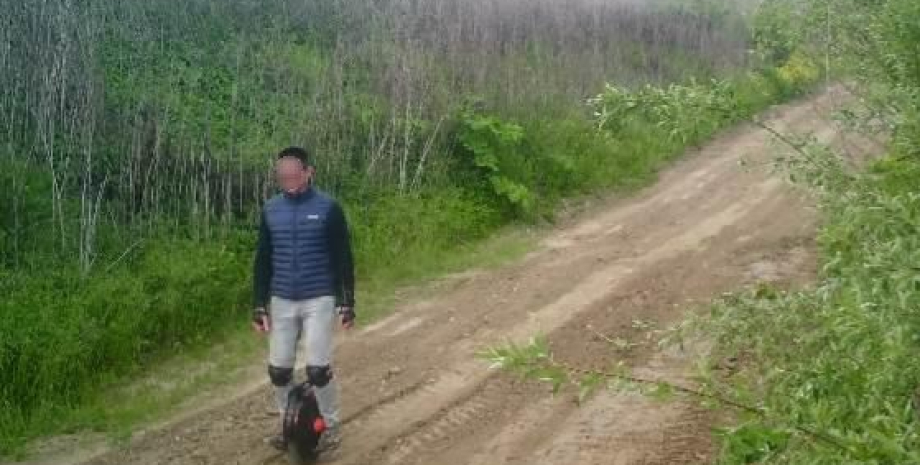 Кордон, перетин кордону, перетнути кордон на моноколесі, виїхати за межі україни, за кордон, за кордон на моноколесі