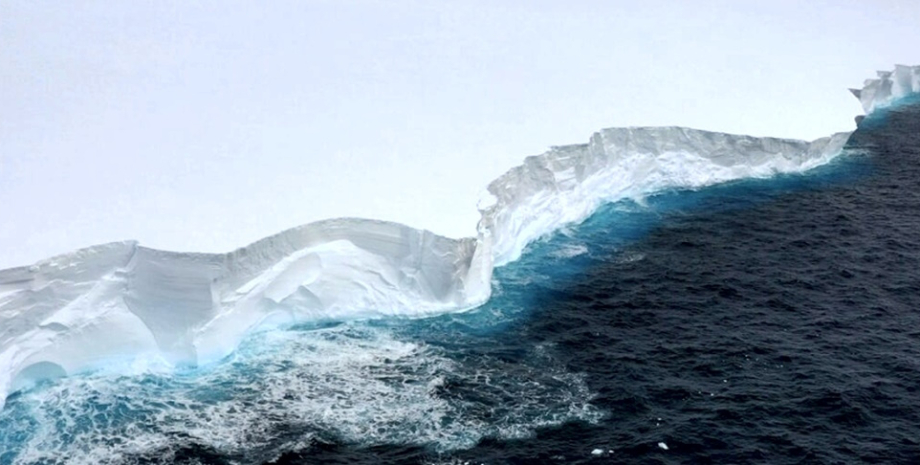 А23а — найбільший айсберг у світі зникне в найближчі два тижні0