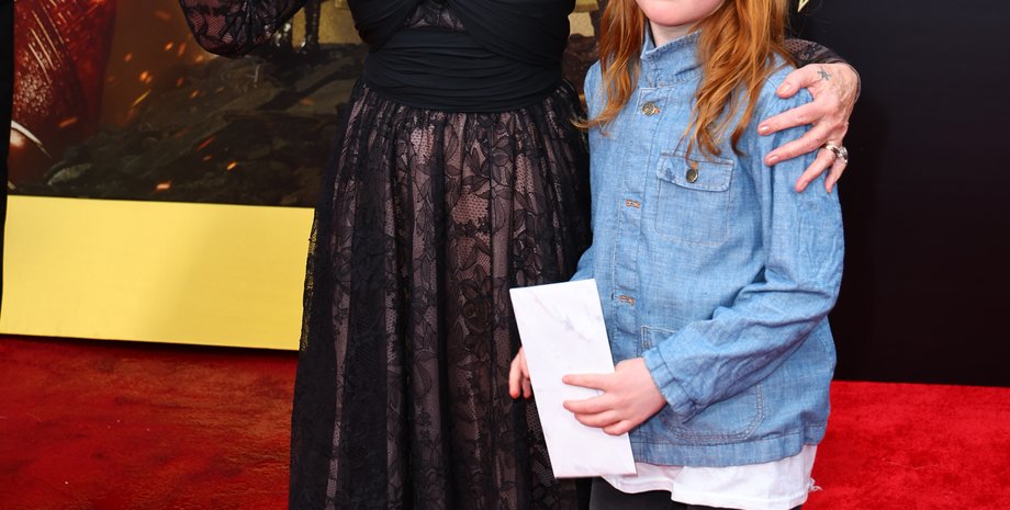 хелен миррен, хелен миррен внук, шазам, премьера фильма шазам, шазам премьера когда