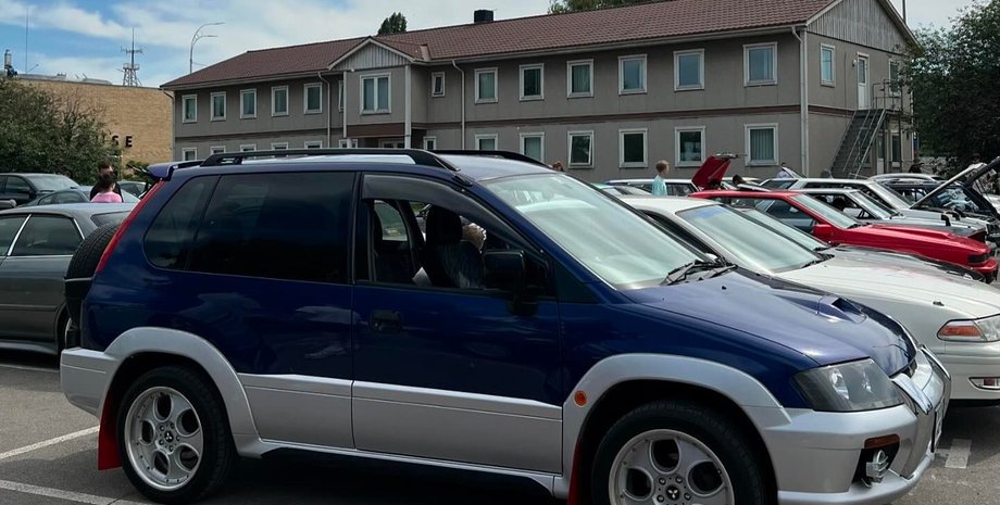 Mitsubishi RVR, Mitsubishi RVR 1999, мінівен Mitsubishi, кросовер Mitsubishi, Mitsubishi Lancer Evolution