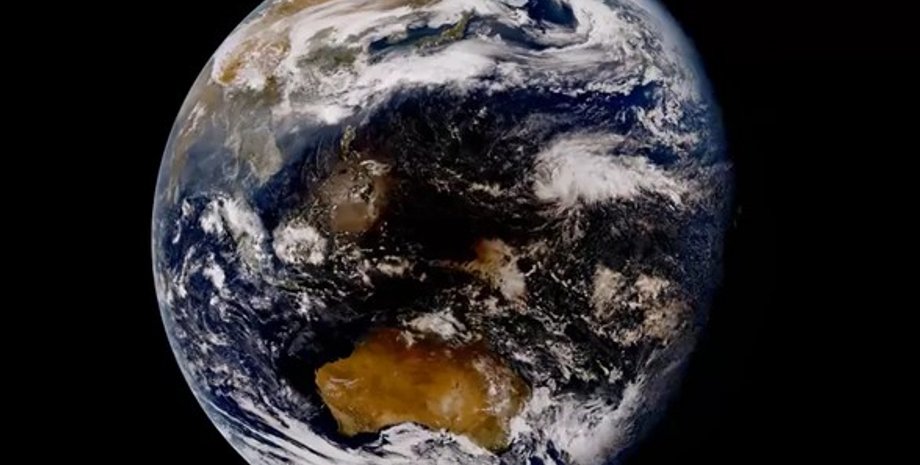 Земля, солнечное затмение 2023