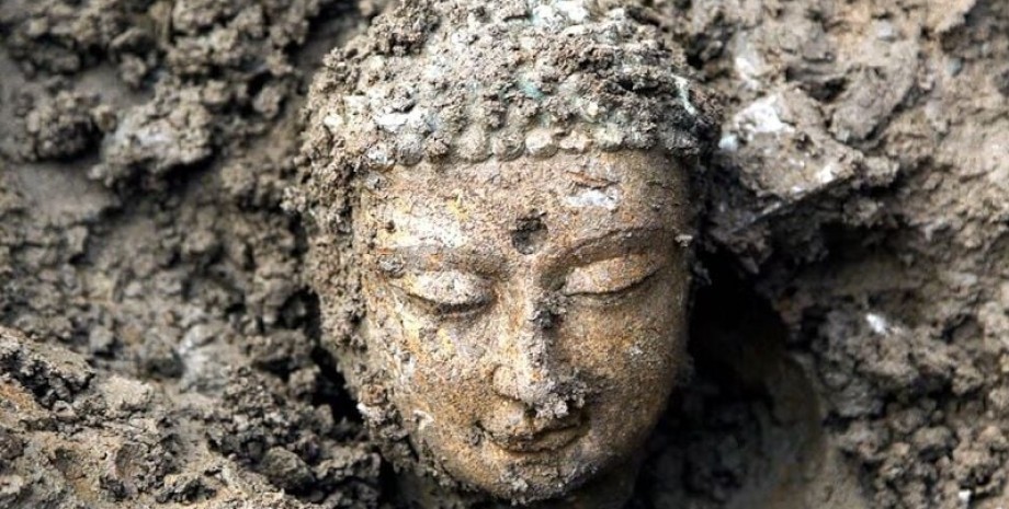 археологія, статуя, статуя Будди, знахідка, історія, стародавні артефакти, історичне відкриття, відновлення священного місця