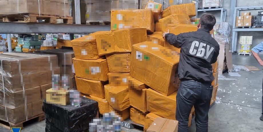 Apple контрабанда, сбу, контрабанда, епл, техника контрабанда, сбу, схема контрабанды, таможня, киев, борисполь